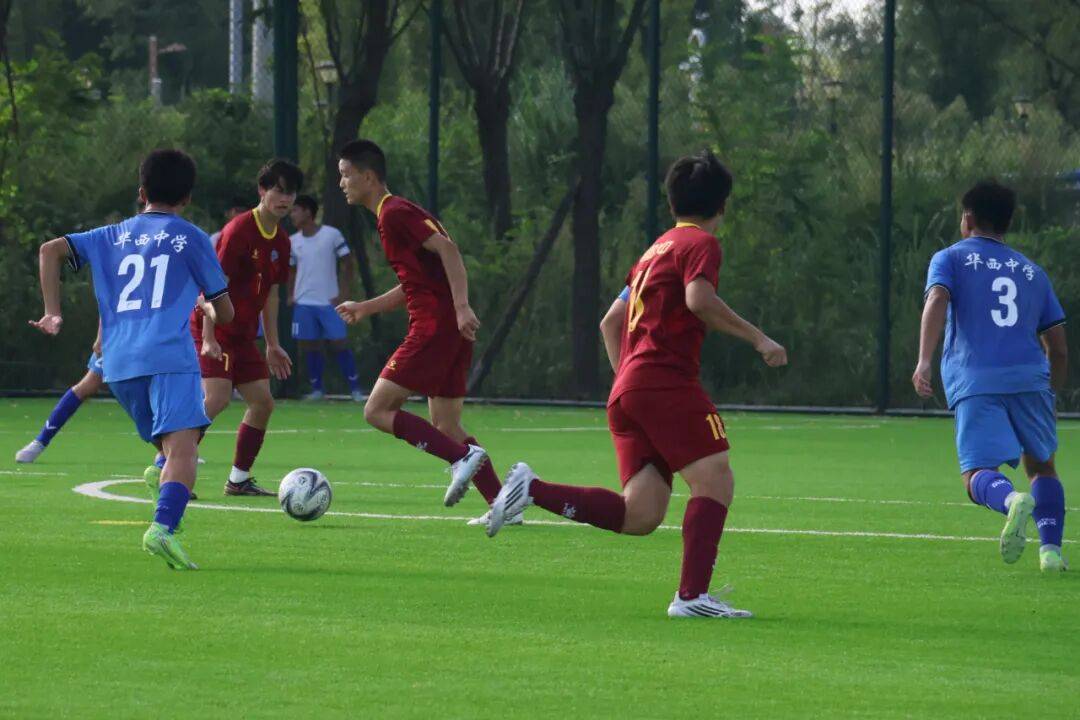 中国足球联赛的近期赛事纪实