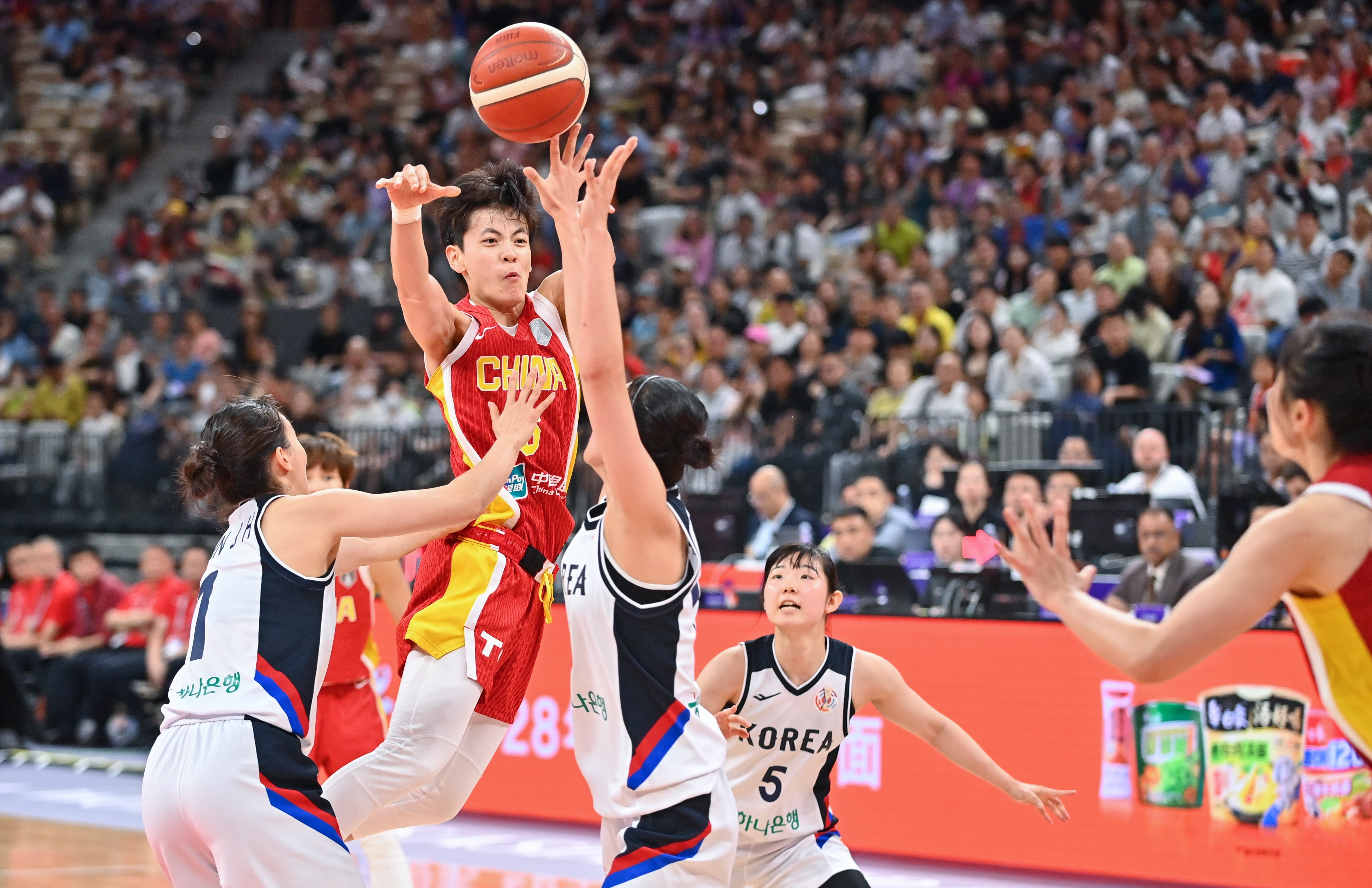 爱游戏官网-亚洲篮球联赛的热度逐渐攀升，吸引众多关注的简单介绍