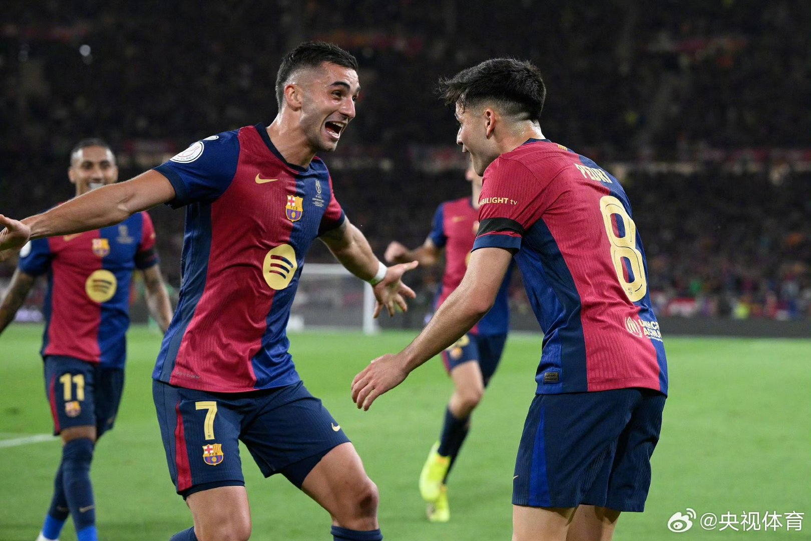 皇马豪取胜利,巴萨陷入困境的简单介绍 皇马豪取胜利,巴萨陷入困境的简单介绍